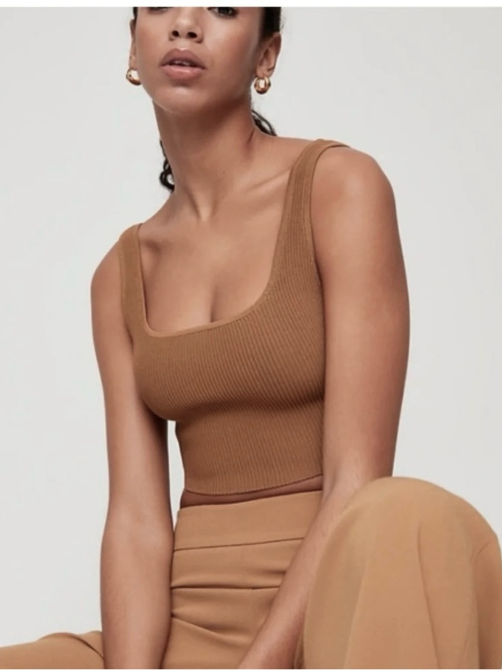Aritzia Babaton Sculpt Knit Squareneck Cropped Tank - Tan - Small